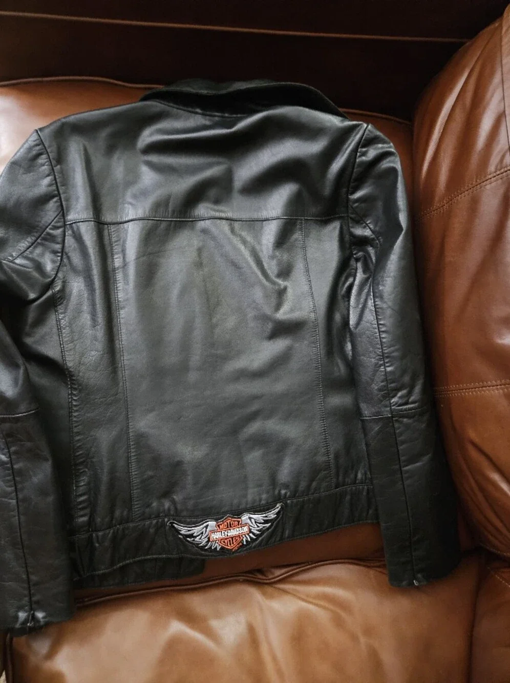 Banana Republic Men’s Black Leather Bomber With Harley Davidson Patch Small